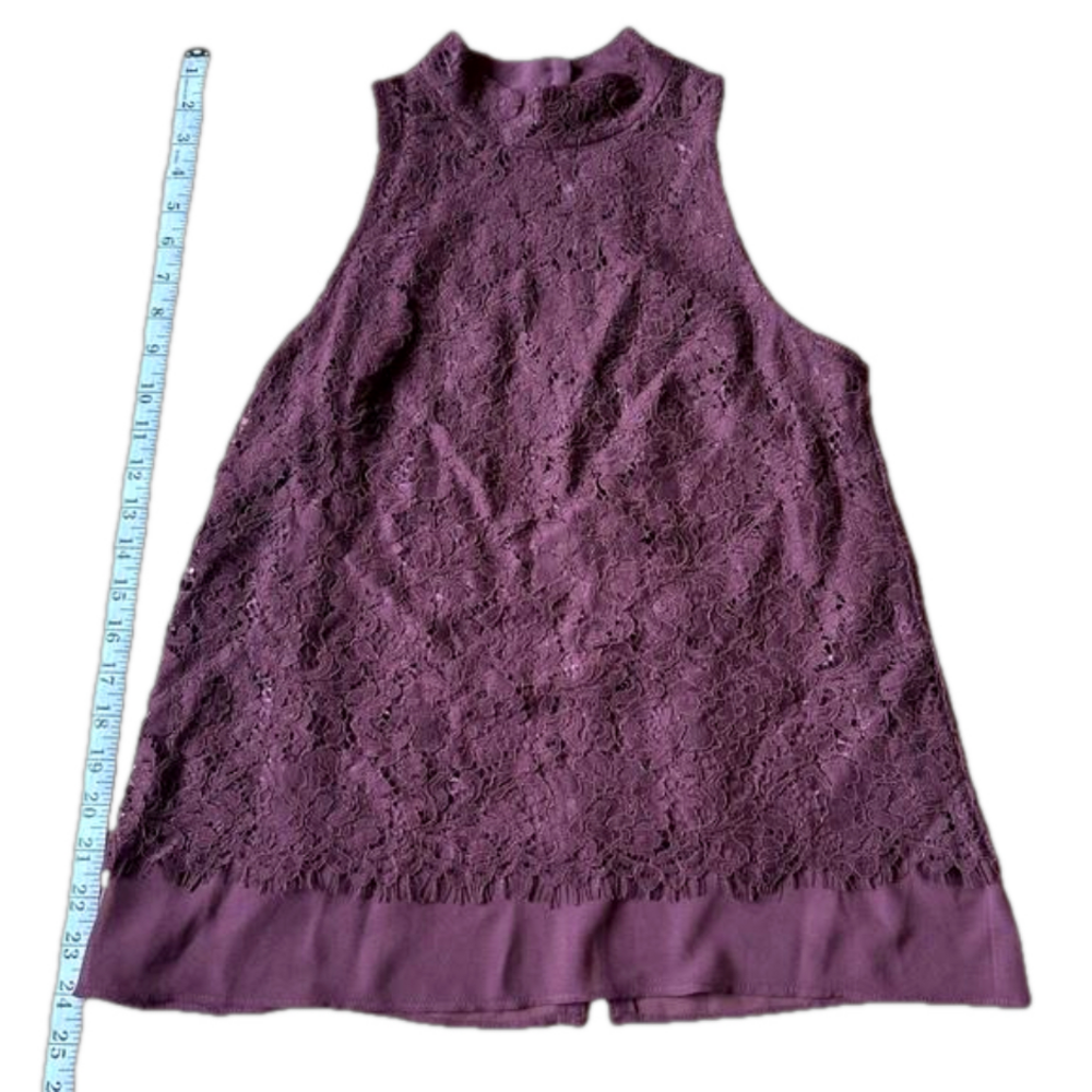 Women’s White House Black Market Sleeveless Burgundy Floral Blouse Size 0